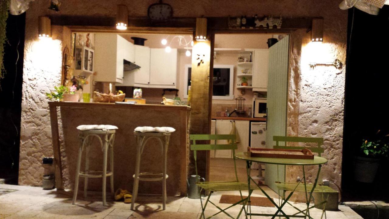 Le Jardin Des Selves Bed & Breakfast Draguignan Eksteriør bilde