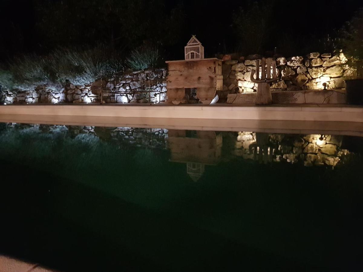Le Jardin Des Selves Bed & Breakfast Draguignan Eksteriør bilde